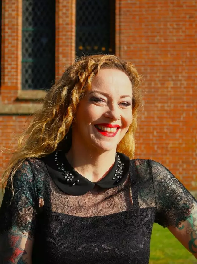 Anneke van Giersbergen