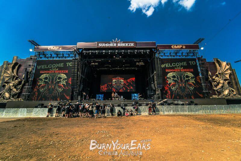 Summerbreeze Bühne