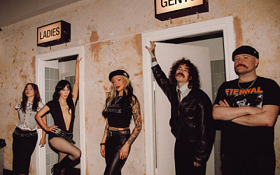 Leicesters temperamentvolle Punkrock-Band JOOLS