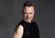 Hagen Hirschmann hat sich mit stilistischer Bandbreite einen Namen in der deutschen Metalszene gemacht.