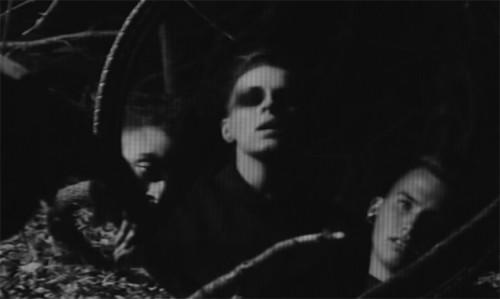 PVRIS posten ein weiteres neues Video zu dem Song &quot;Mirrors&quot;