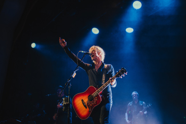 Live-Album und Konzertfilm von DUFF MCKAGAN kommt Ende Oktober
