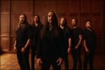 AMORPHIS (v.l.): Esa Holopainen (g.), Olli-Pekka „Oppu“ Laine (b.), Tomi Joutsen (v.), Santeri Kallio (k.), Tomi Koivusaari (g.), Jan Rechberger (dr./perc.)