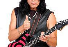 Interview mit Eddie Ojeda (u.a. Twisted Sister) zu "Axes 2 Axes"