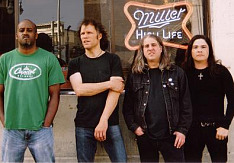 Slough Feg - Interview mit Sänger Mike Scalzi zu "Hardworlder"
